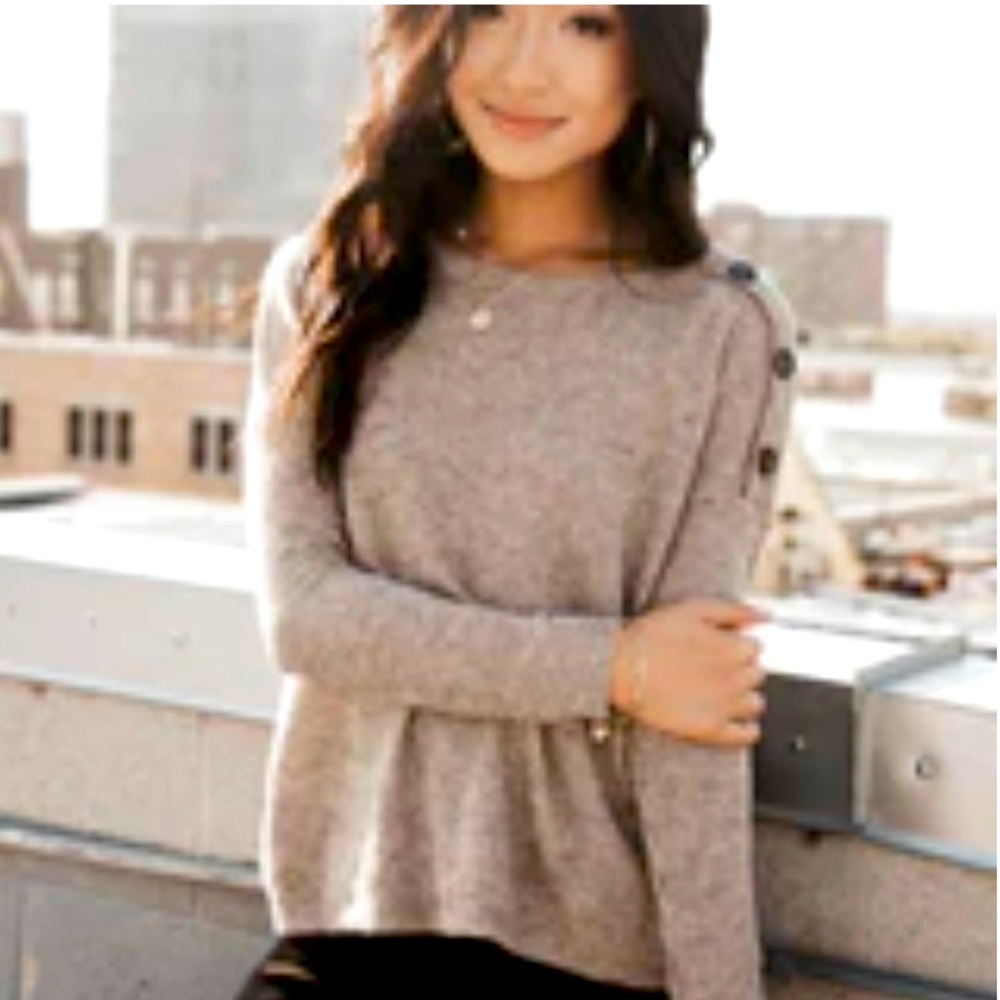 Böhme Ellen Button Shoulder Top in Taupe